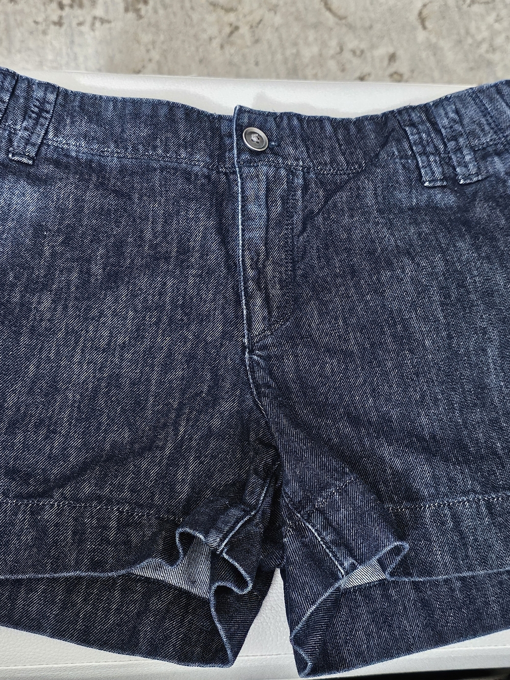 Ann Taylor LOFT Woman's Indigo Denim Jean Shorts, Size 6